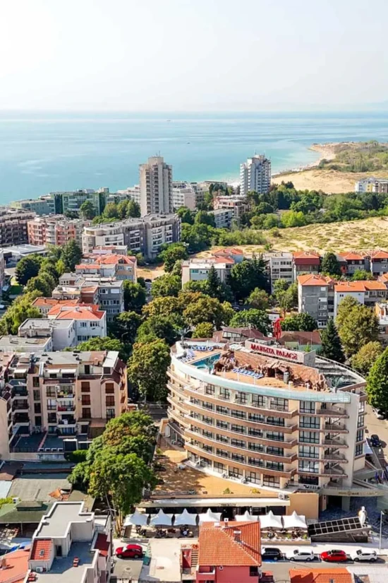 marieta-palace-sky-view-sea-view