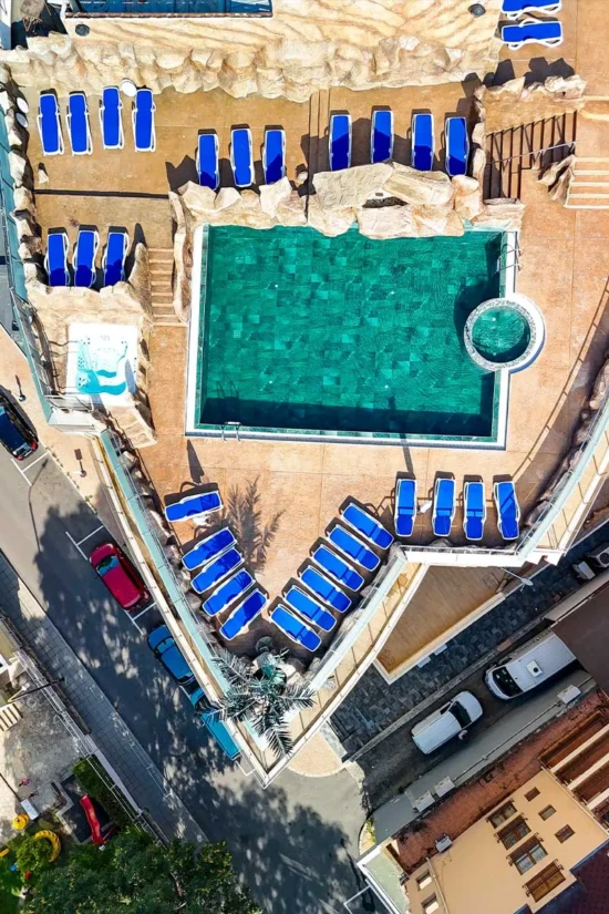 top-view-basein-vertical